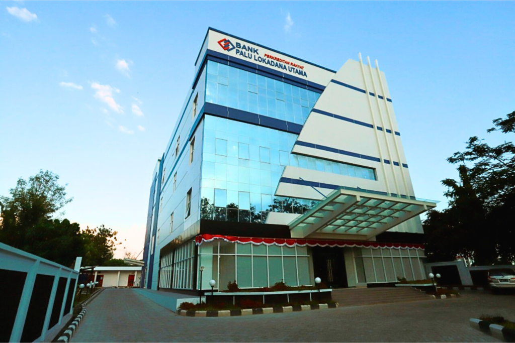 Project Lift Gedung - Bank Perekenomian Rakyat - Ambon Project Lift Gedung - Bank Perekenomian Rakyat - Ambon